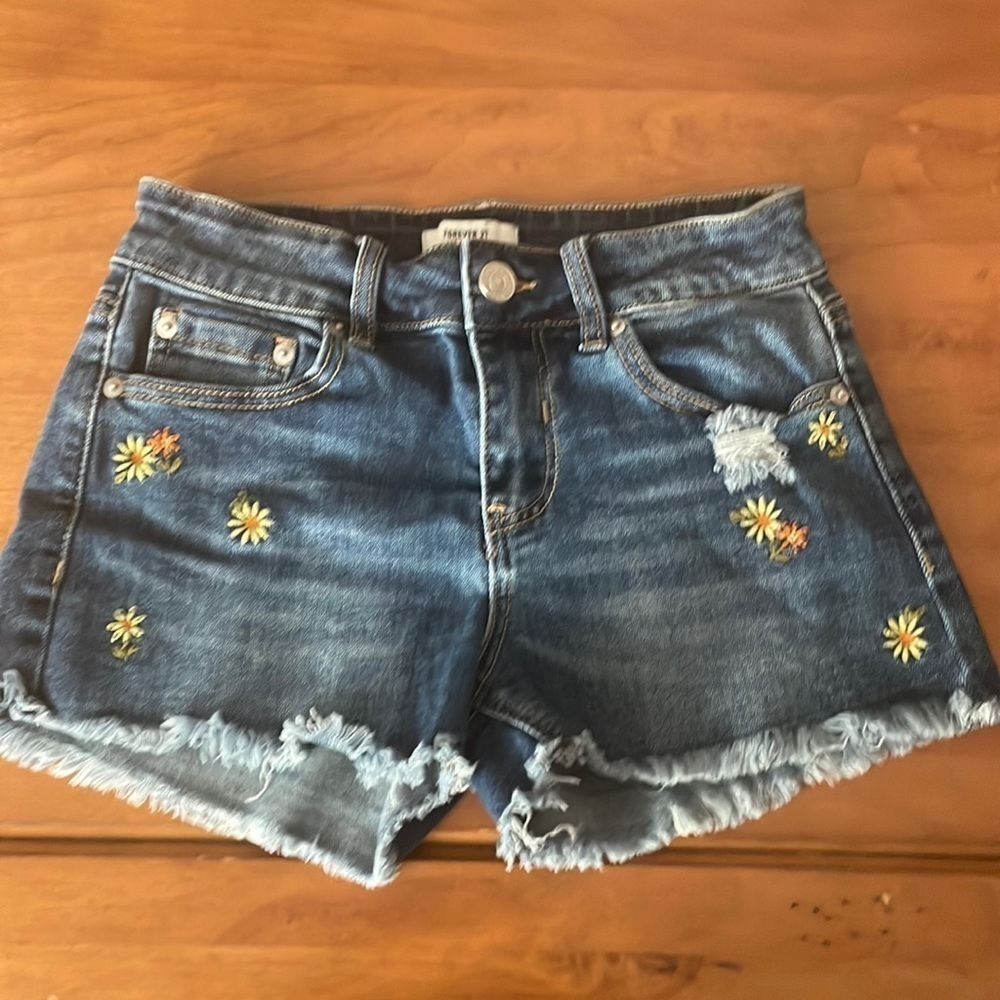 Forever 21 Denim Shorts Size 26